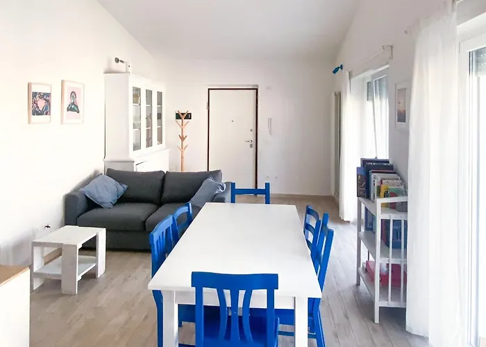 Apartament Grazioso Trilocale A Pochi Passi Mare