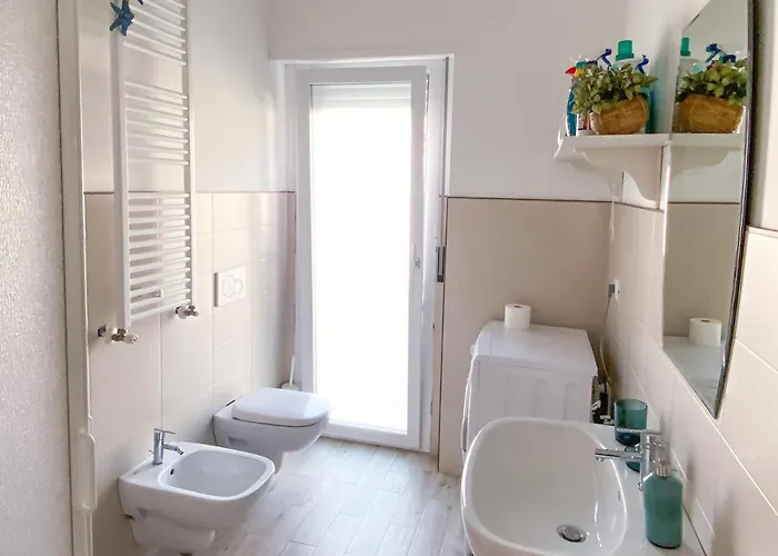 Apartament Grazioso Trilocale A Pochi Passi Mare